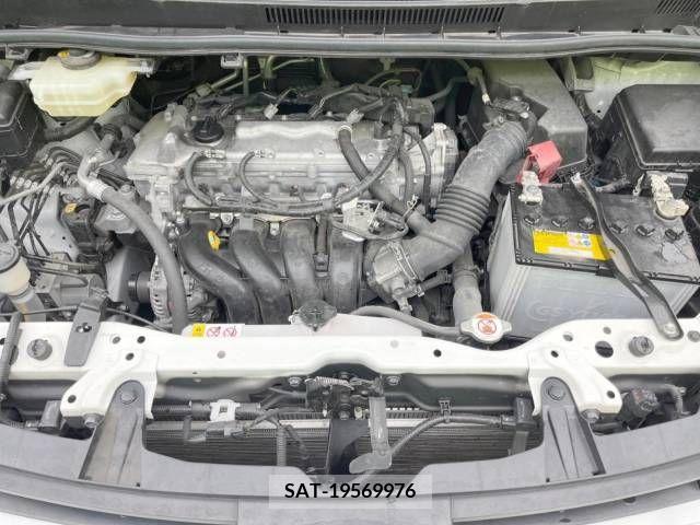 Toyota NOAH 2020-06 321664-19
