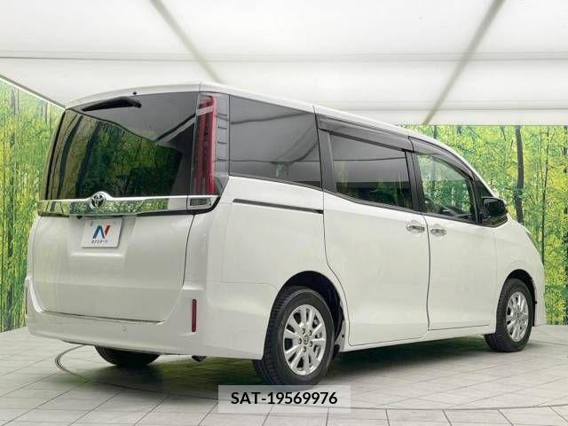 Toyota NOAH 2020-06 321664-18