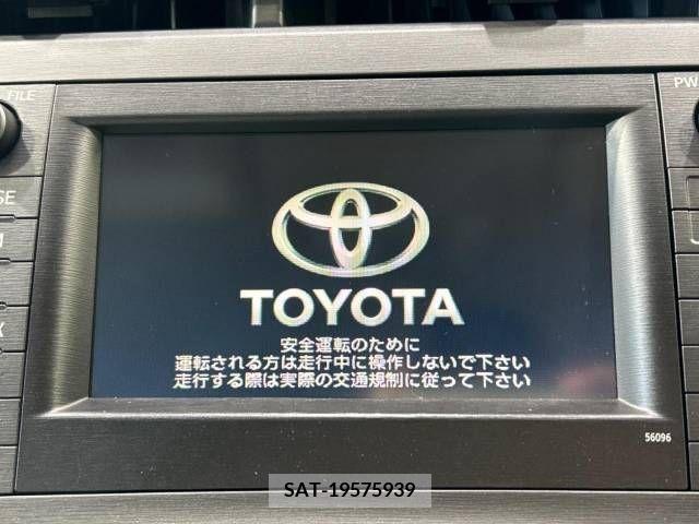 Toyota PRIUS 2011-04 366518-2