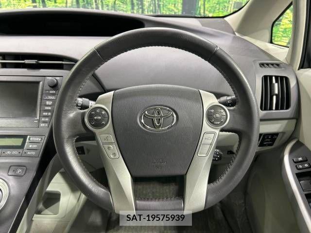 Toyota PRIUS 2011-04 366518-11