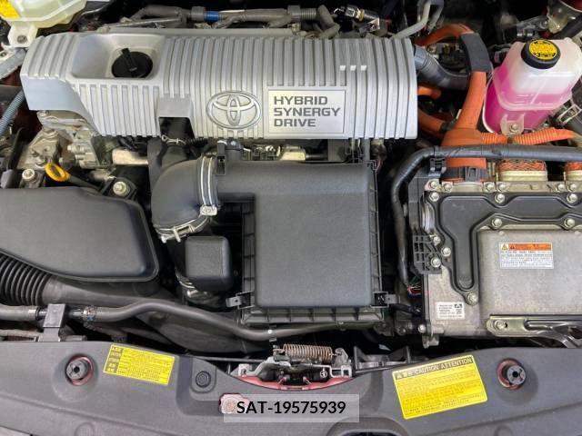 Toyota PRIUS 2011-04 366518-18