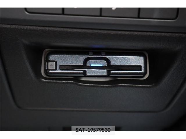 Mazda MAZDA3 2019-06 301049-13