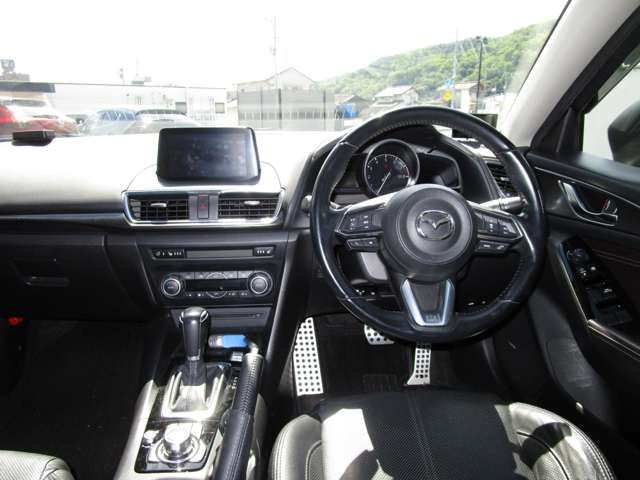 Mazda AXELA SPORT 2018-06 5331-17
