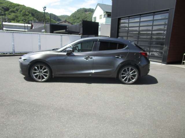 Mazda AXELA SPORT 2018-06 5331-8