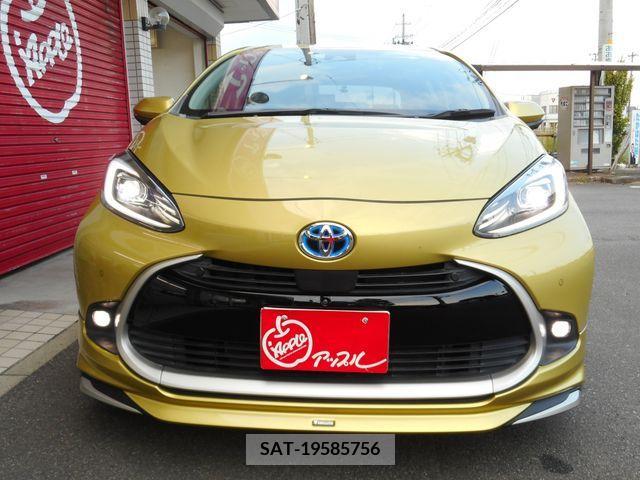 Toyota AQUA 2021-11 376496-3