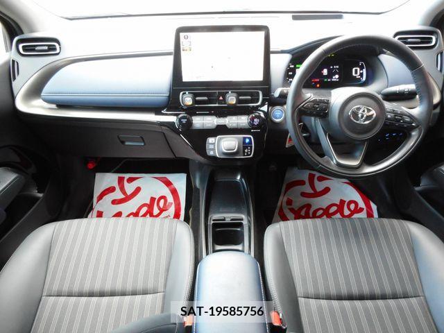 Toyota AQUA 2021-11 376496-1