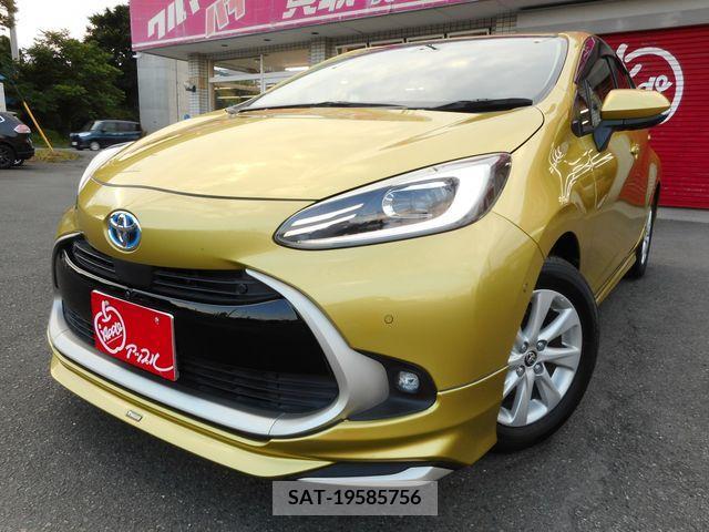 Toyota AQUA 2021-11 376496-0
