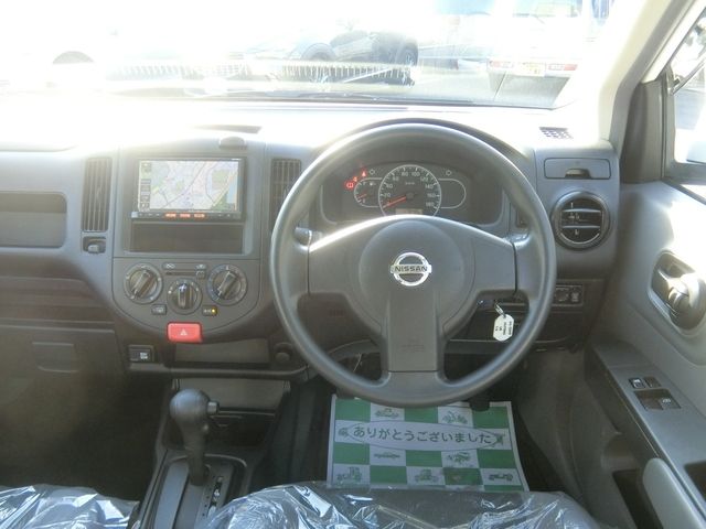 Nissan NV150 AD 2018-08 13342-2