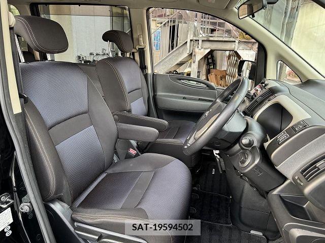 Nissan SERENA 2006-06 385217-26