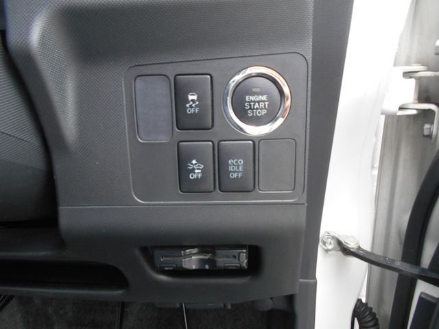 Daihatsu MOVE CUSTOM 2014-11 21517-8