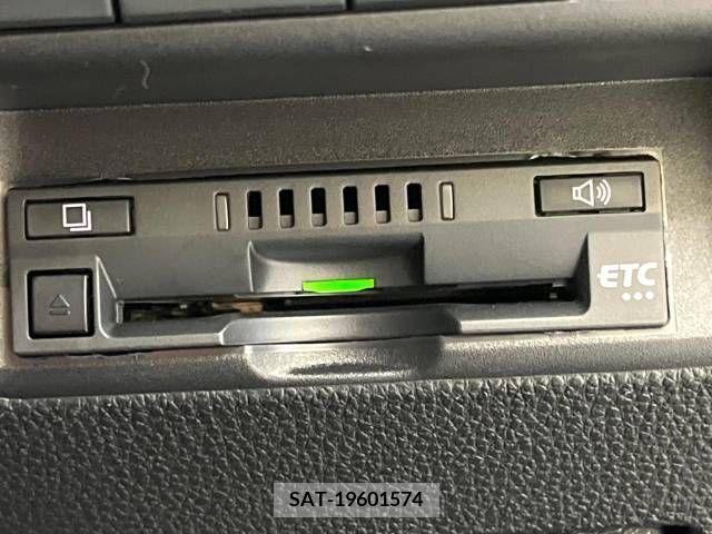 Toyota AQUA 2021-10 220929-7