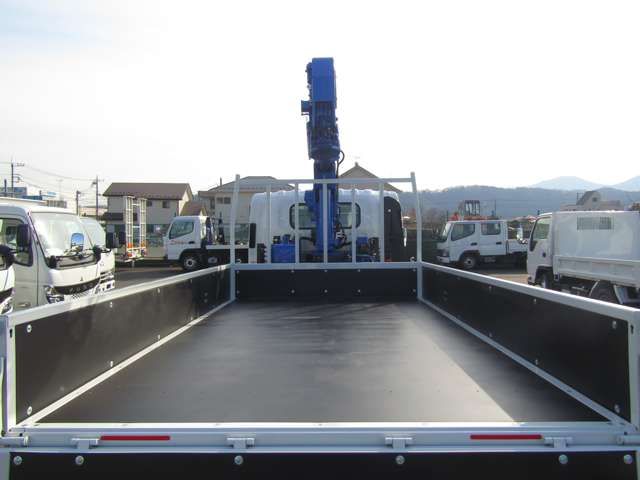 Mazda TITAN 2023-09 9423-7