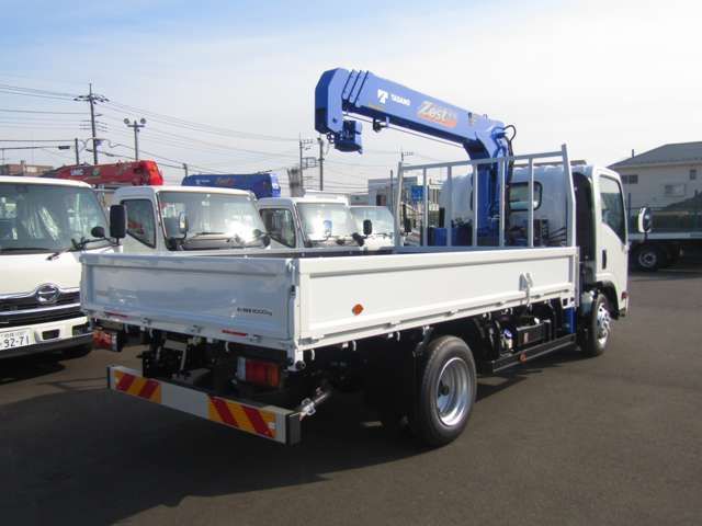 Mazda TITAN 2023-09 9423-4