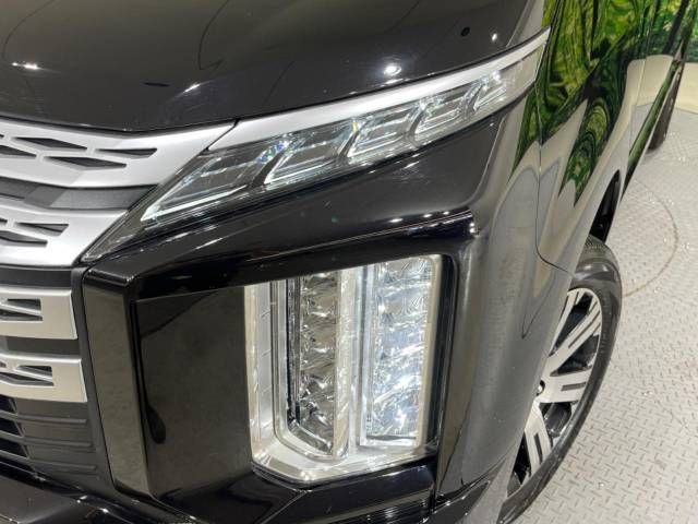 Mitsubishi DELICA D5 2022-06 188129-13