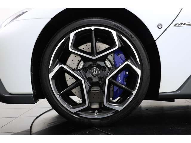 Maserati MC20 2022-10 10030-3