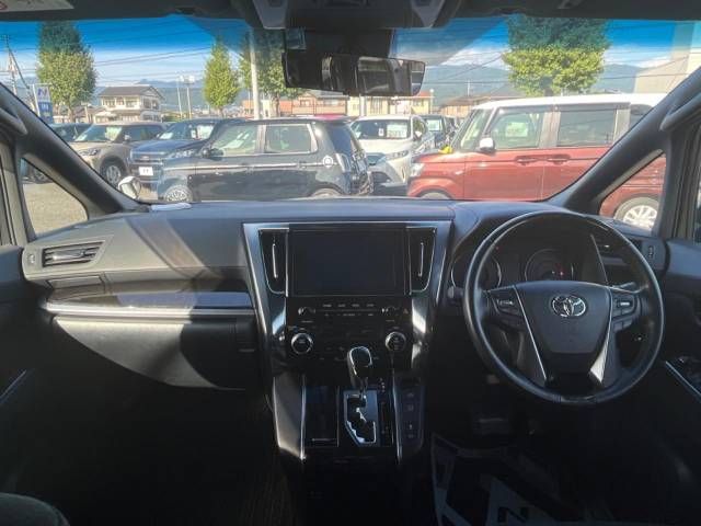 Toyota ALPHARD 2020-11 12713-1