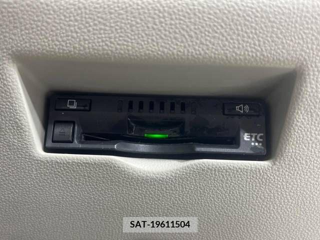 Toyota PASSO 2018-05 216409-4