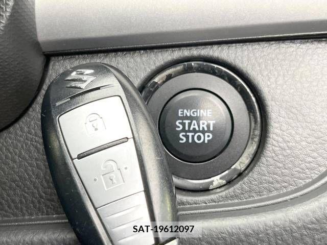 Suzuki SWIFT 2014-02 320886-7