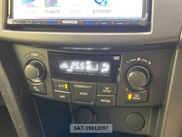 Suzuki SWIFT 2014-02 320886-3