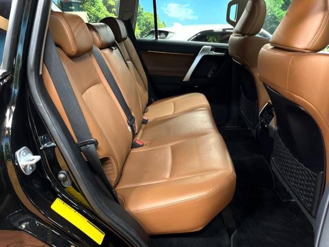Toyota PRADO 2021-08 188433-9