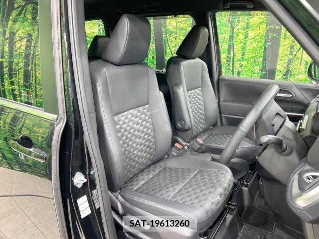 Toyota VOXY 2022-06 313572-8