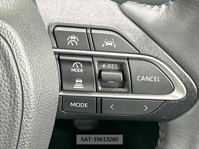 Toyota VOXY 2022-06 313572-7