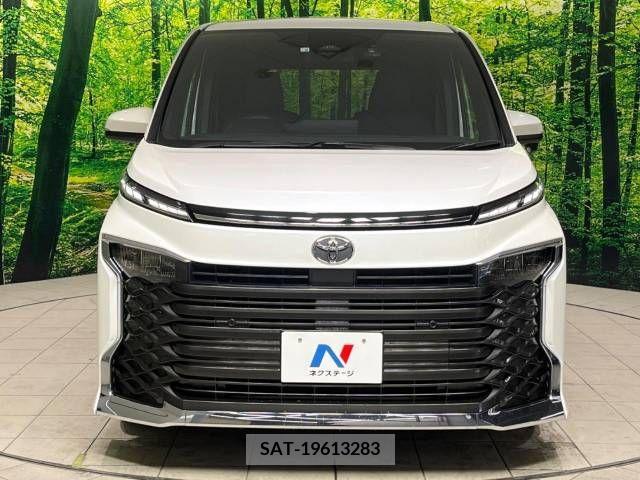 Toyota VOXY 2023-04 204401-15