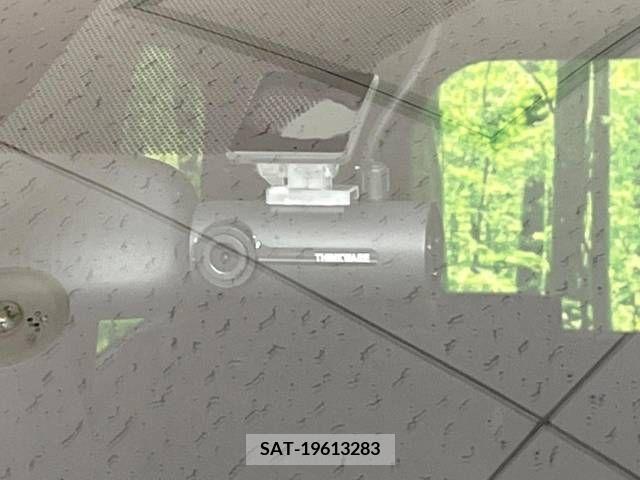 Toyota VOXY 2023-04 204401-5