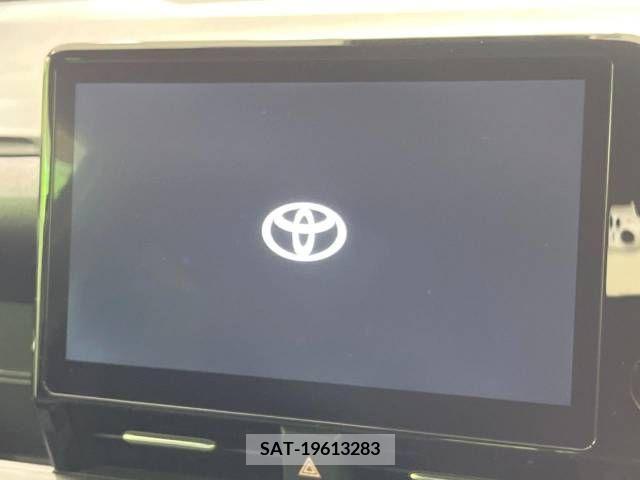 Toyota VOXY 2023-04 204401-2