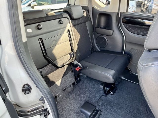 Honda N BOX CUSTOM 2015-10 185243-17