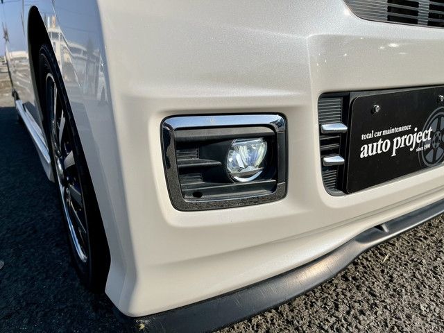 Honda N BOX CUSTOM 2015-10 185243-22