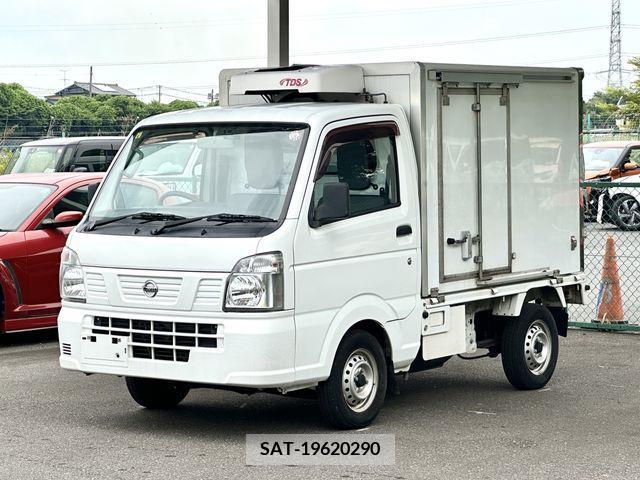 Nissan CLIPPER 2017-09 302144-5