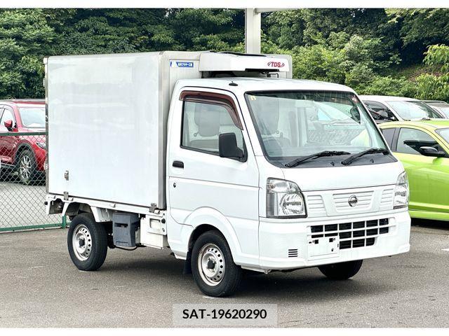 Nissan CLIPPER 2017-09 302144-6