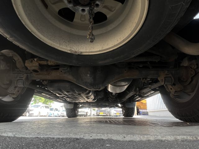 Toyota PRADO 2012-05 23397-8