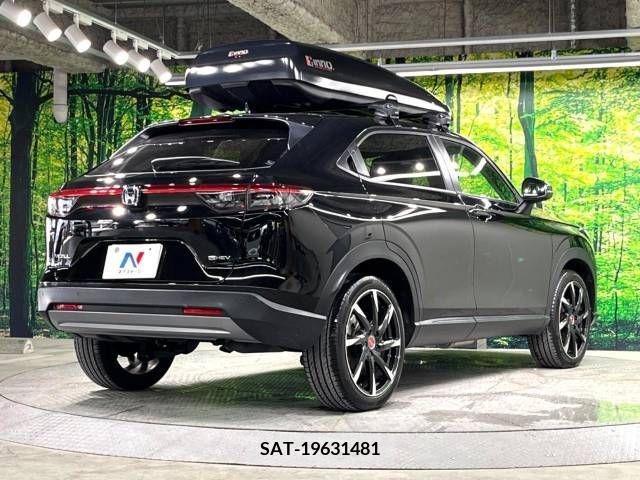 Honda VEZEL 2022-07 369947-17
