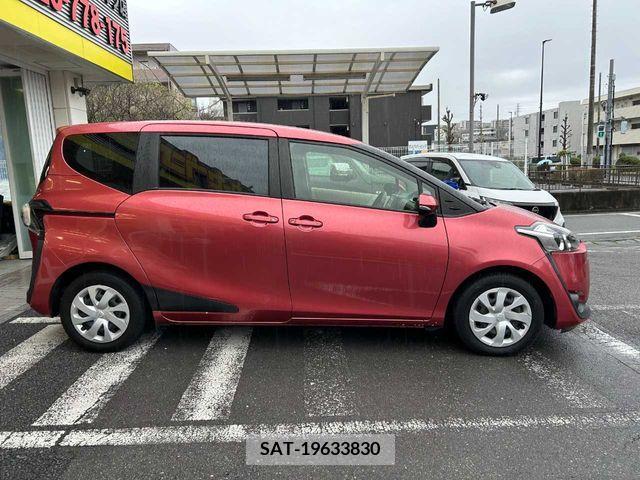 Toyota SIENTA 2018-02 239764-4