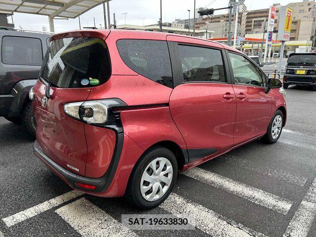 Toyota SIENTA 2018-02 239764-5