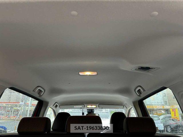 Toyota SIENTA 2018-02 239764-15