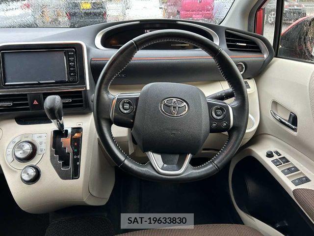 Toyota SIENTA 2018-02 239764-18