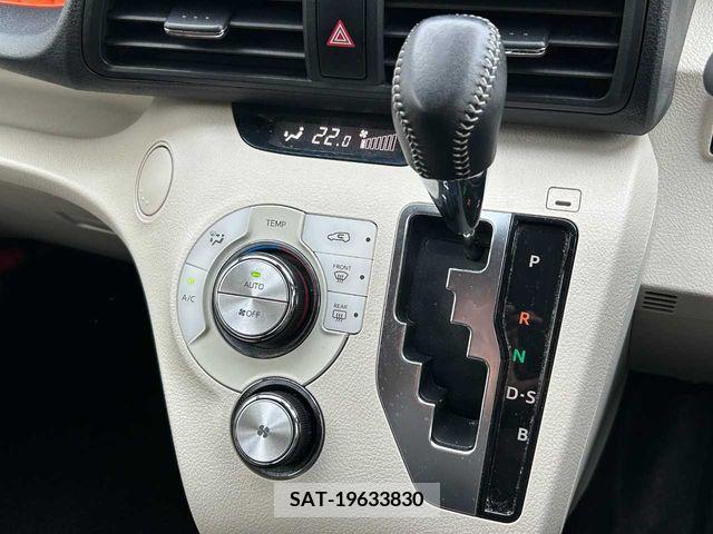 Toyota SIENTA 2018-02 239764-25