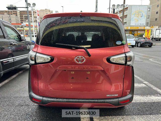 Toyota SIENTA 2018-02 239764-6