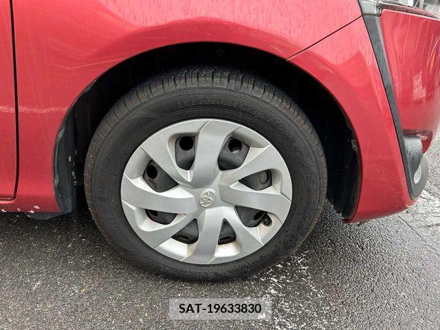 Toyota SIENTA 2018-02 239764-8