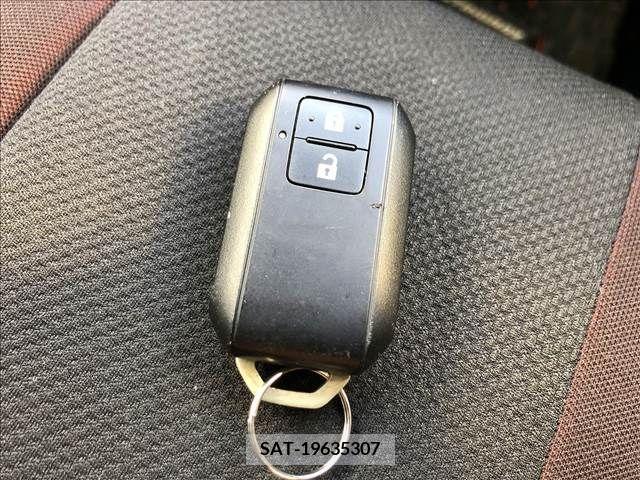 Suzuki WAGON R 2017-10 220510-19