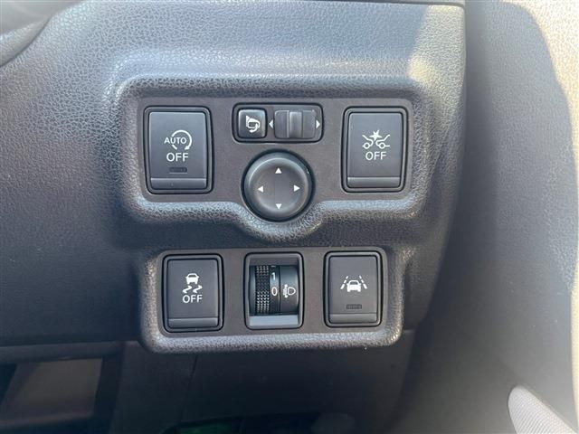 Nissan NOTE 2017-09 27662-14