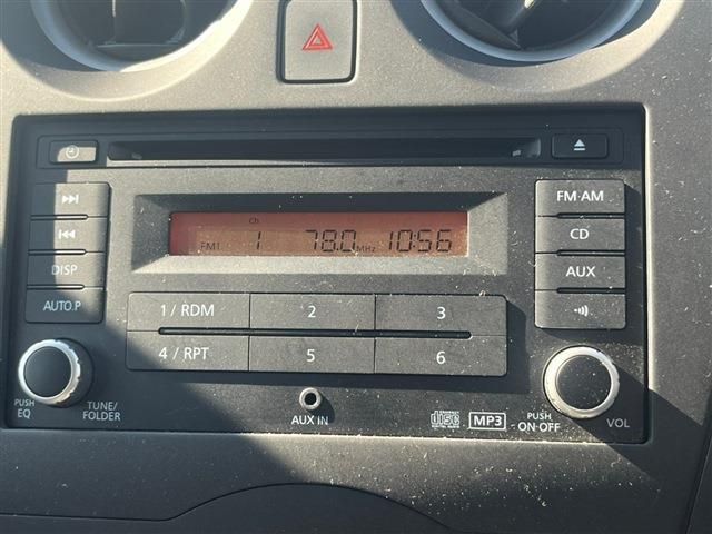 Nissan NOTE 2017-09 27662-17