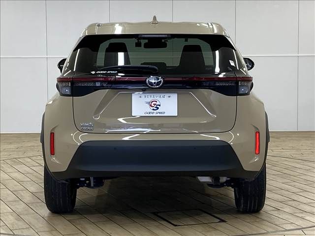 Toyota YARIS CROSS 2021-07 184491-14