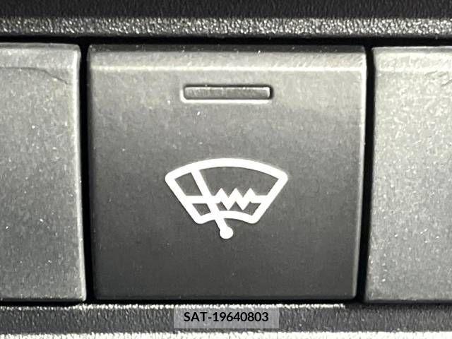 Toyota YARIS 2023-03 379765-4
