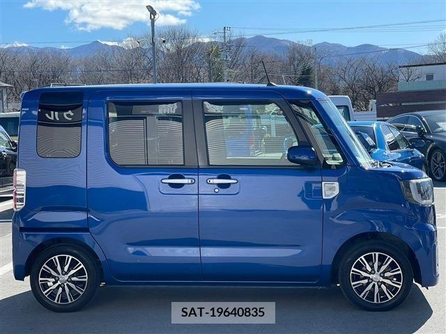 Daihatsu WAKE 2019-05 214622-3