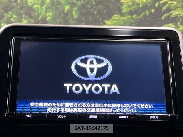Toyota C-HR 2017-02 322949-2