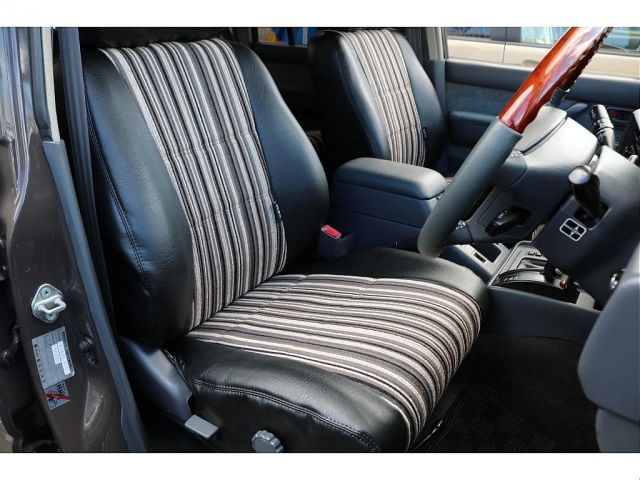 Toyota LAND CRUISER 1996-09 8320-6